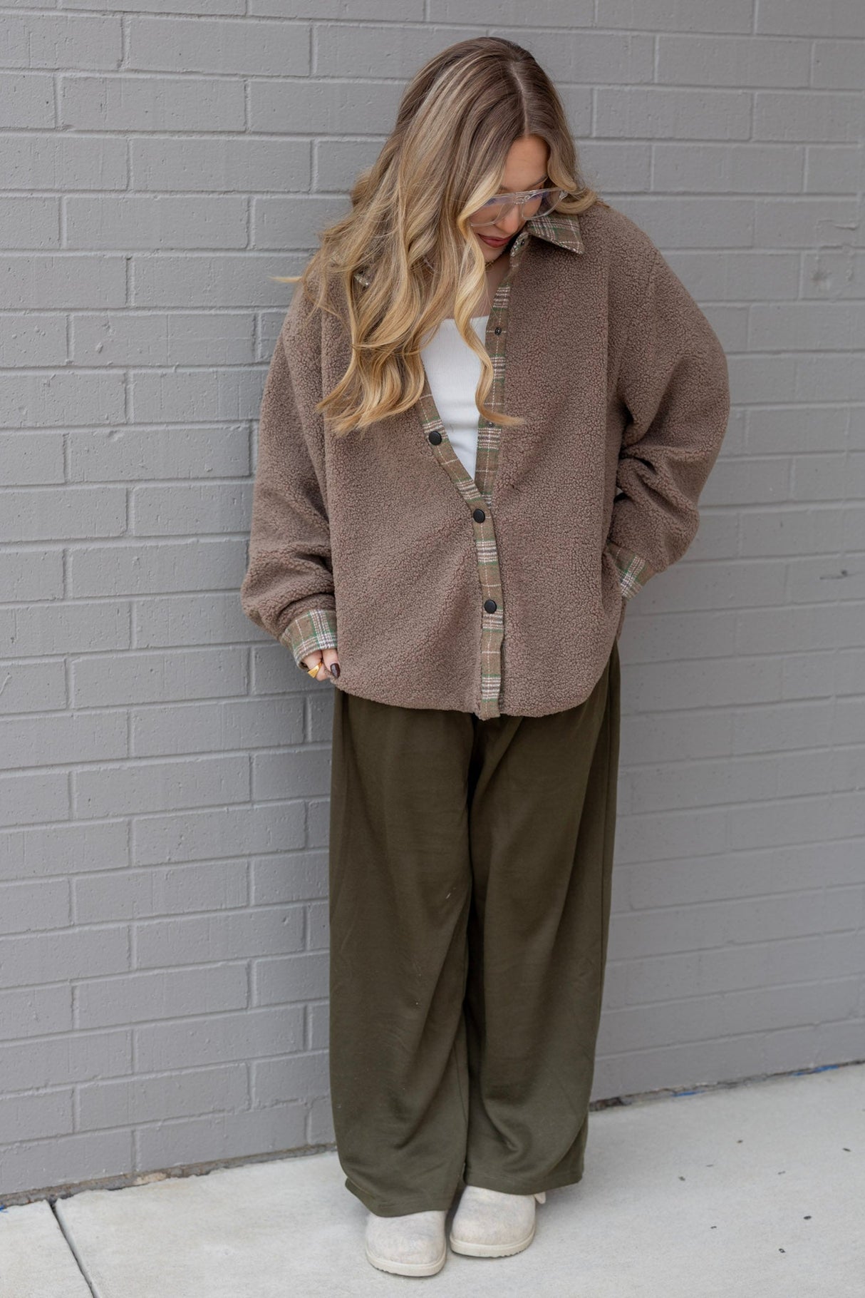 SHAE SHERPA CNTRST JACKET