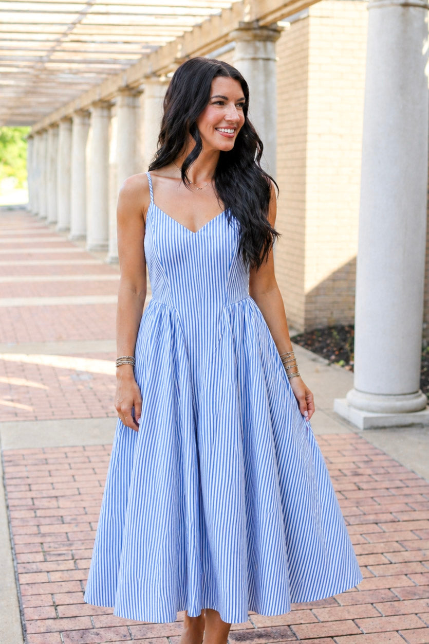 Capri Lines Gathered Hip Midi Dress