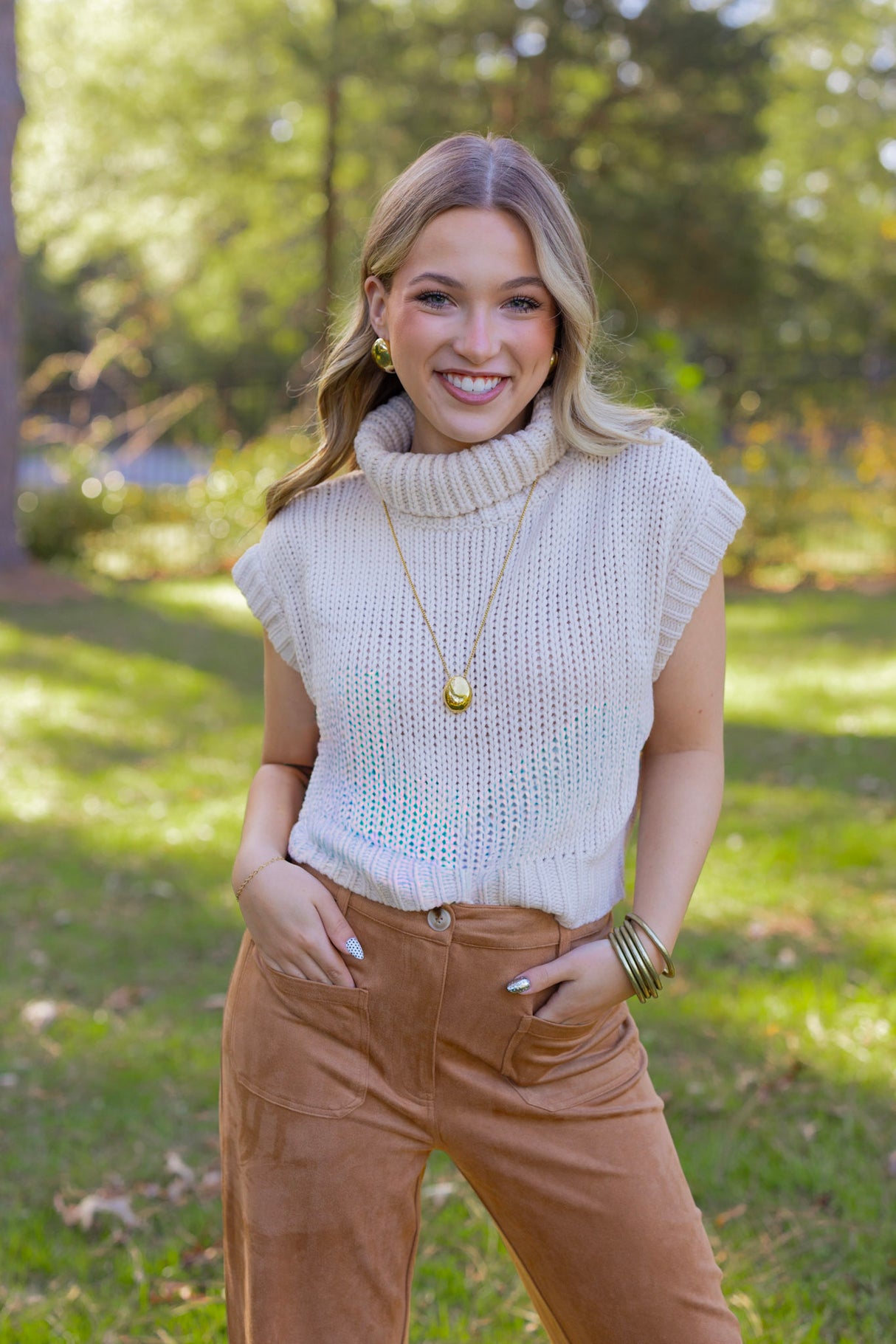 CROPPED TURTLENECK SWEATER