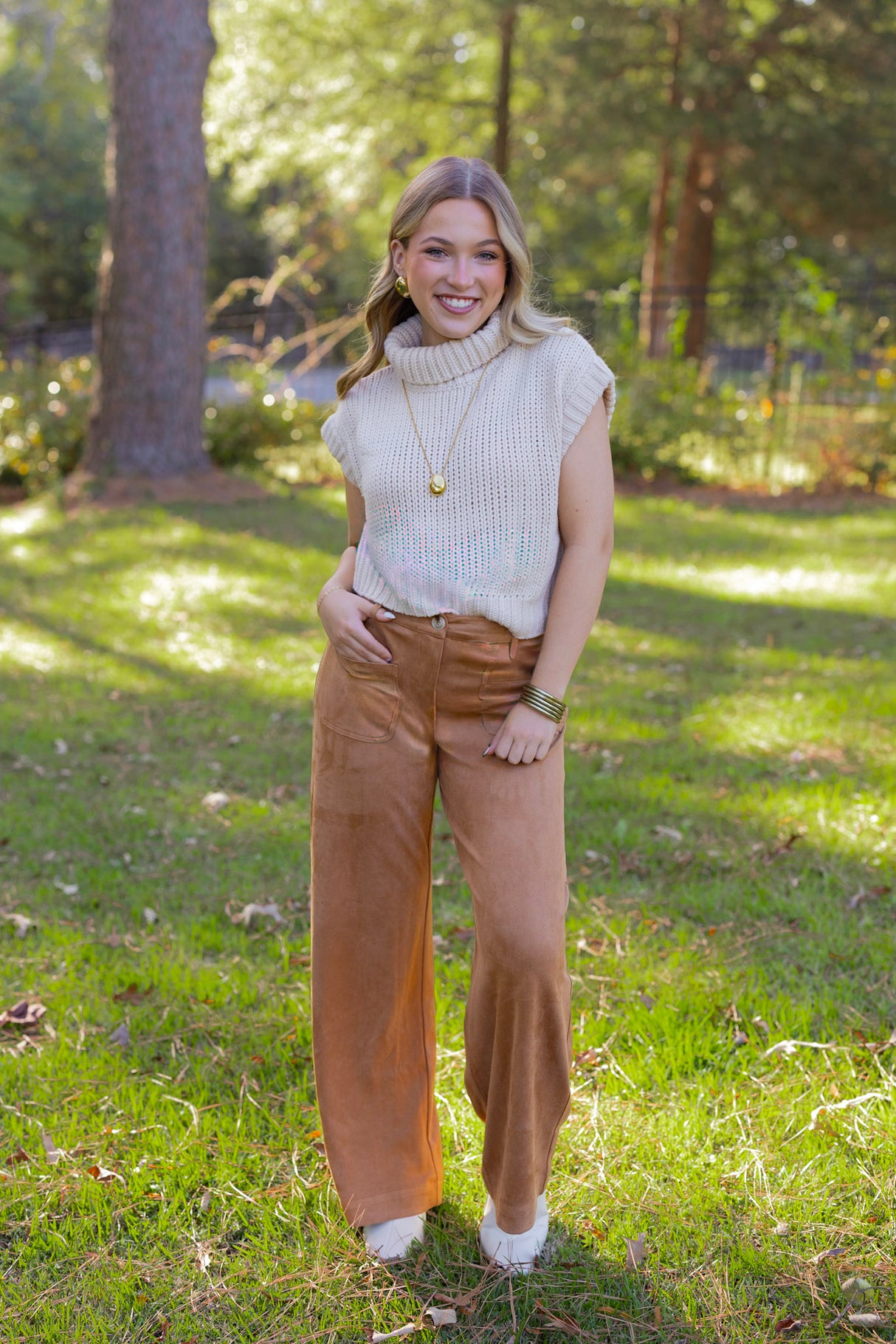 CROPPED TURTLENECK SWEATER