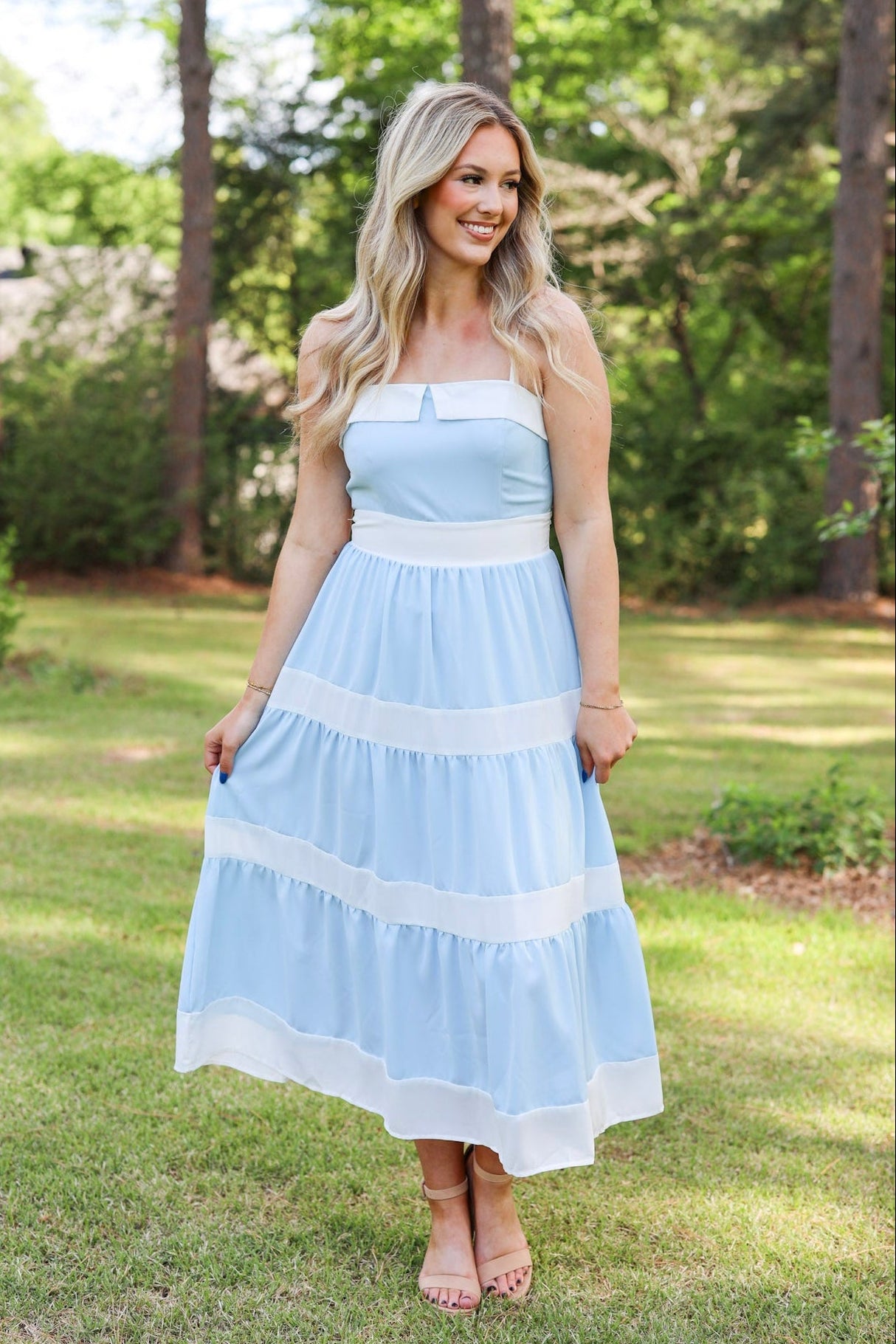 Contrast Tiered Midi Dress