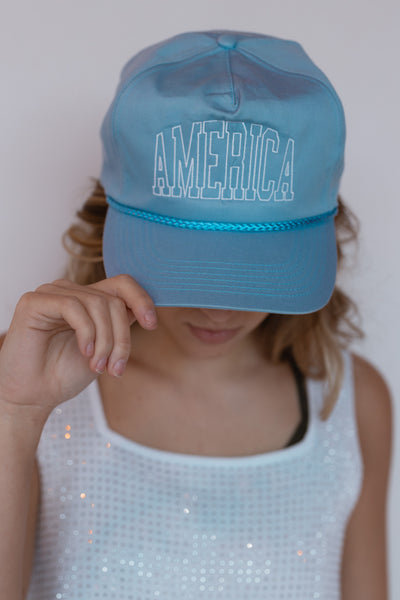 BLUE AMERICA TRUCKER HAT