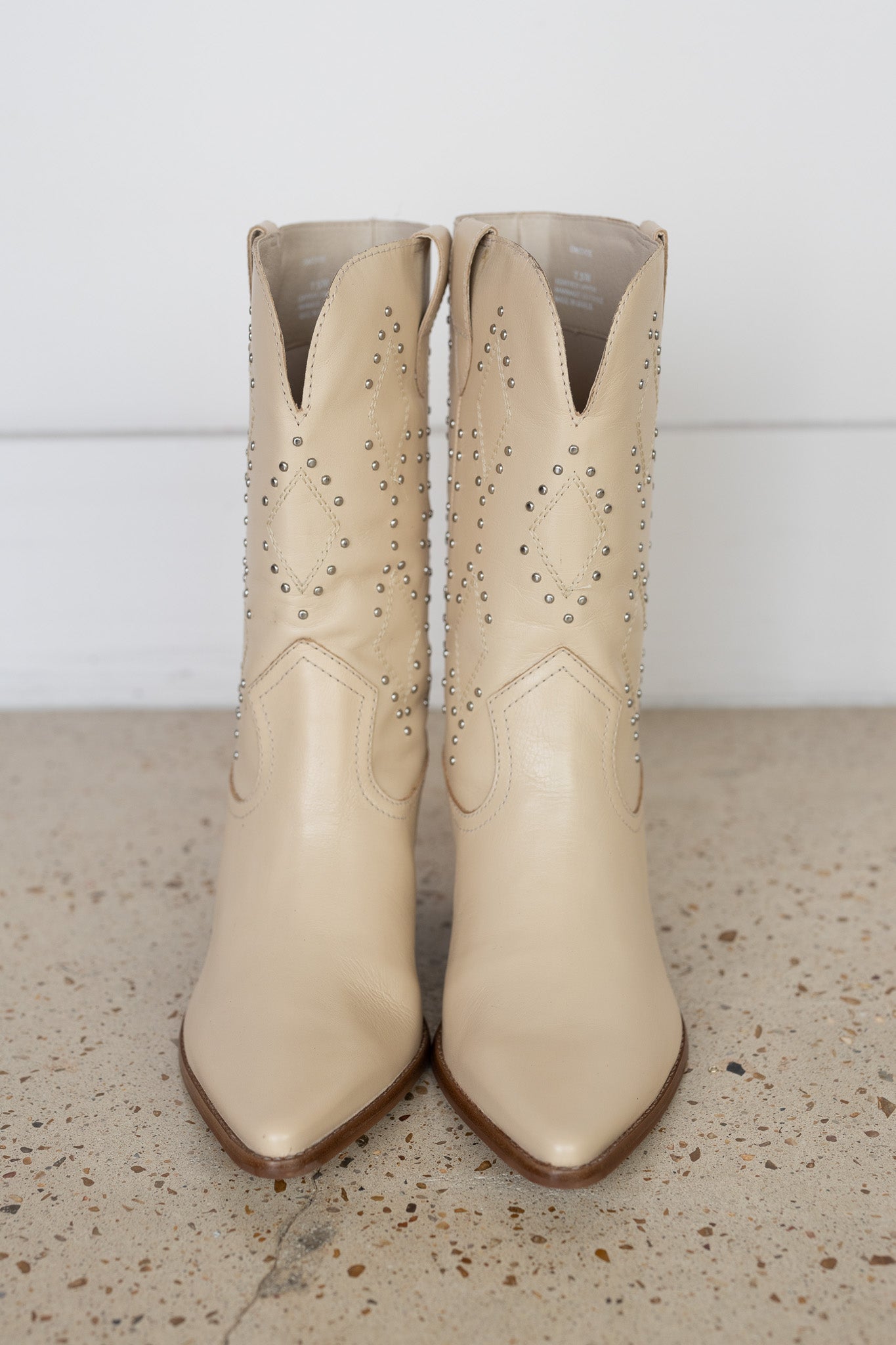 CASCADE BOOT