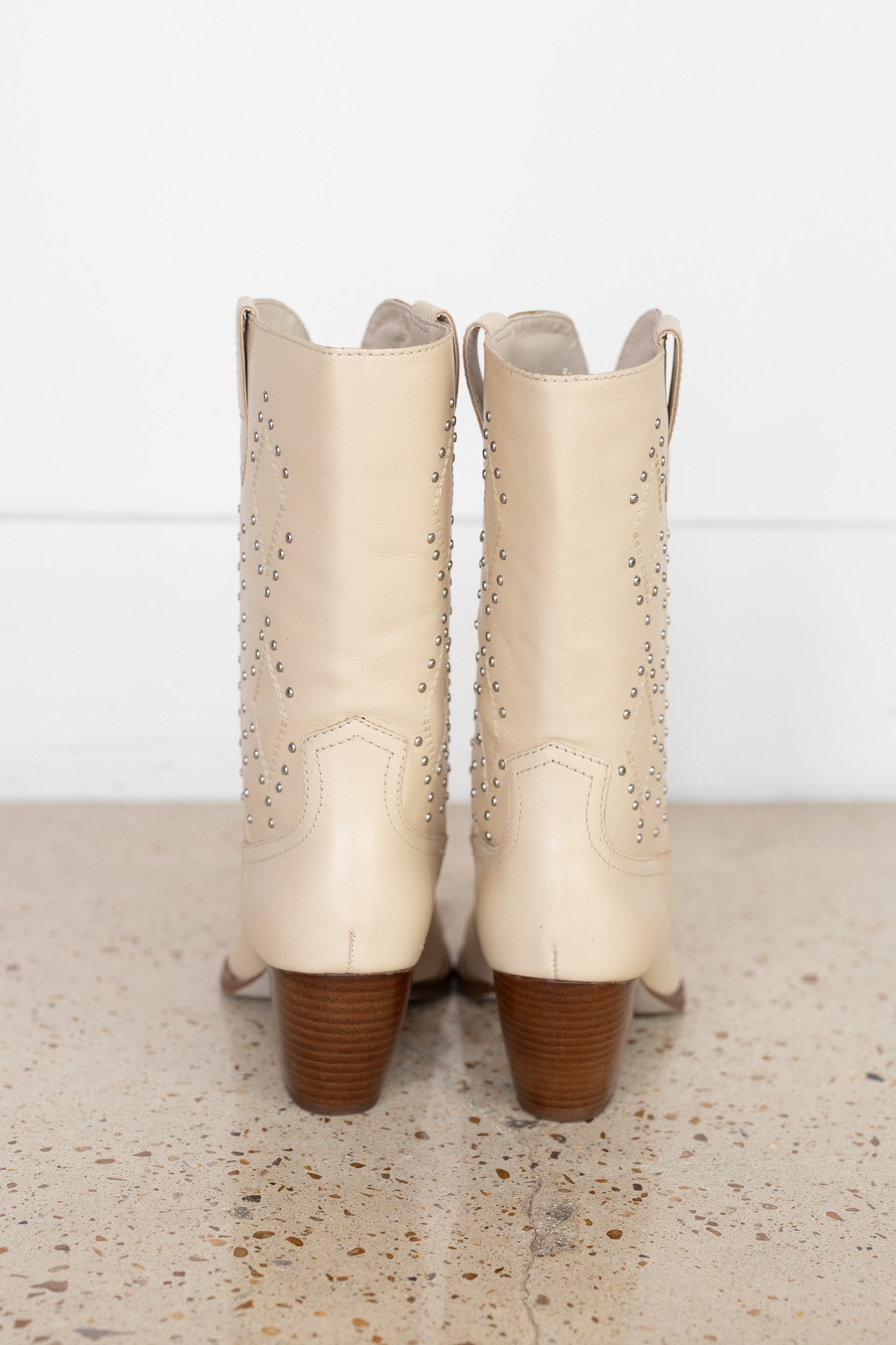 CASCADE BOOT