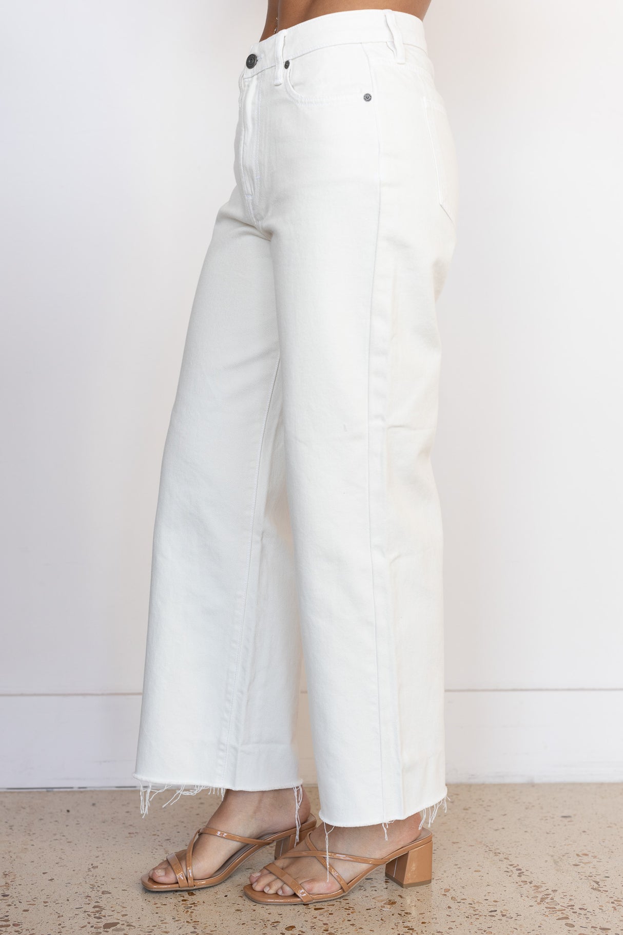 NORI HIGH RISE CROP WIDE JEAN