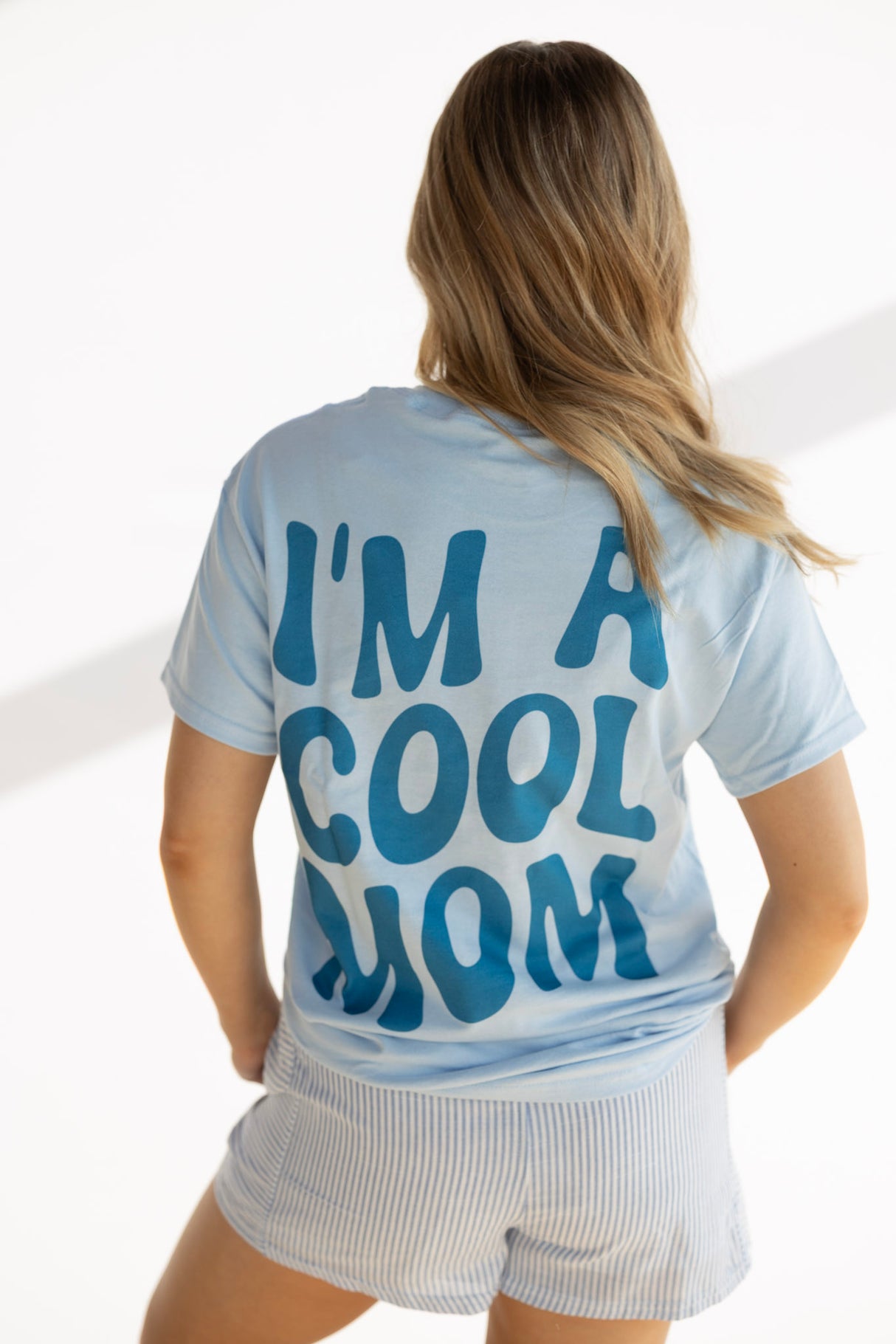 IM A COOL MOM BLUE TEE