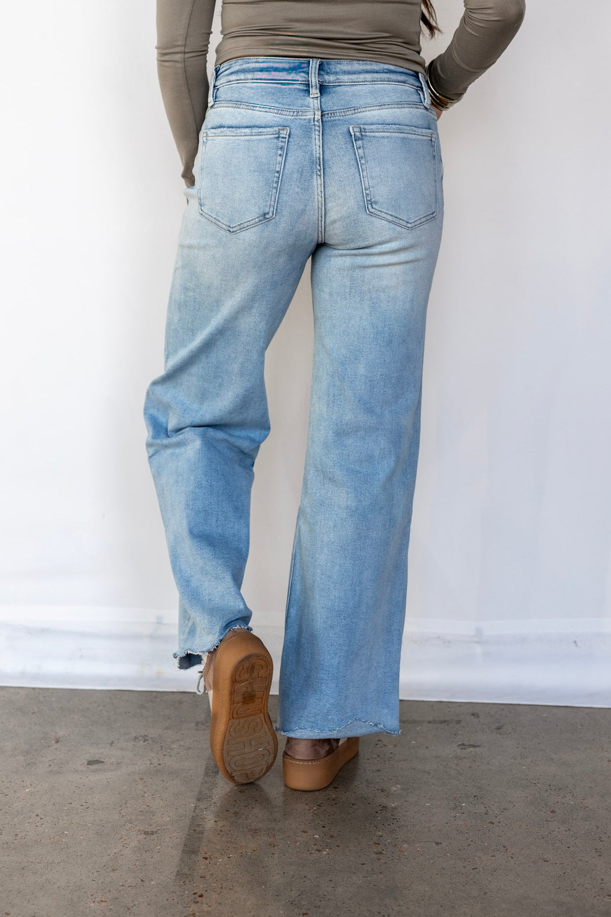 High Rise Jagged Raw Hem Jean