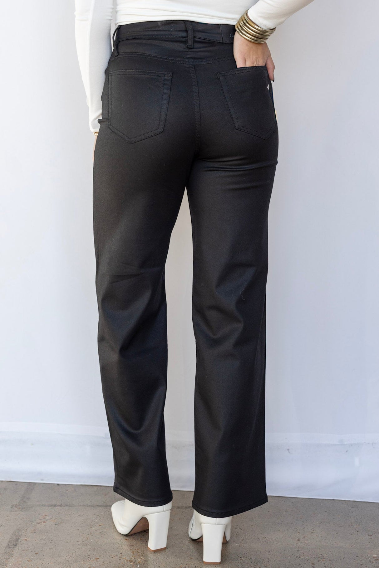 Logan Sleek High Rise Dad Jean