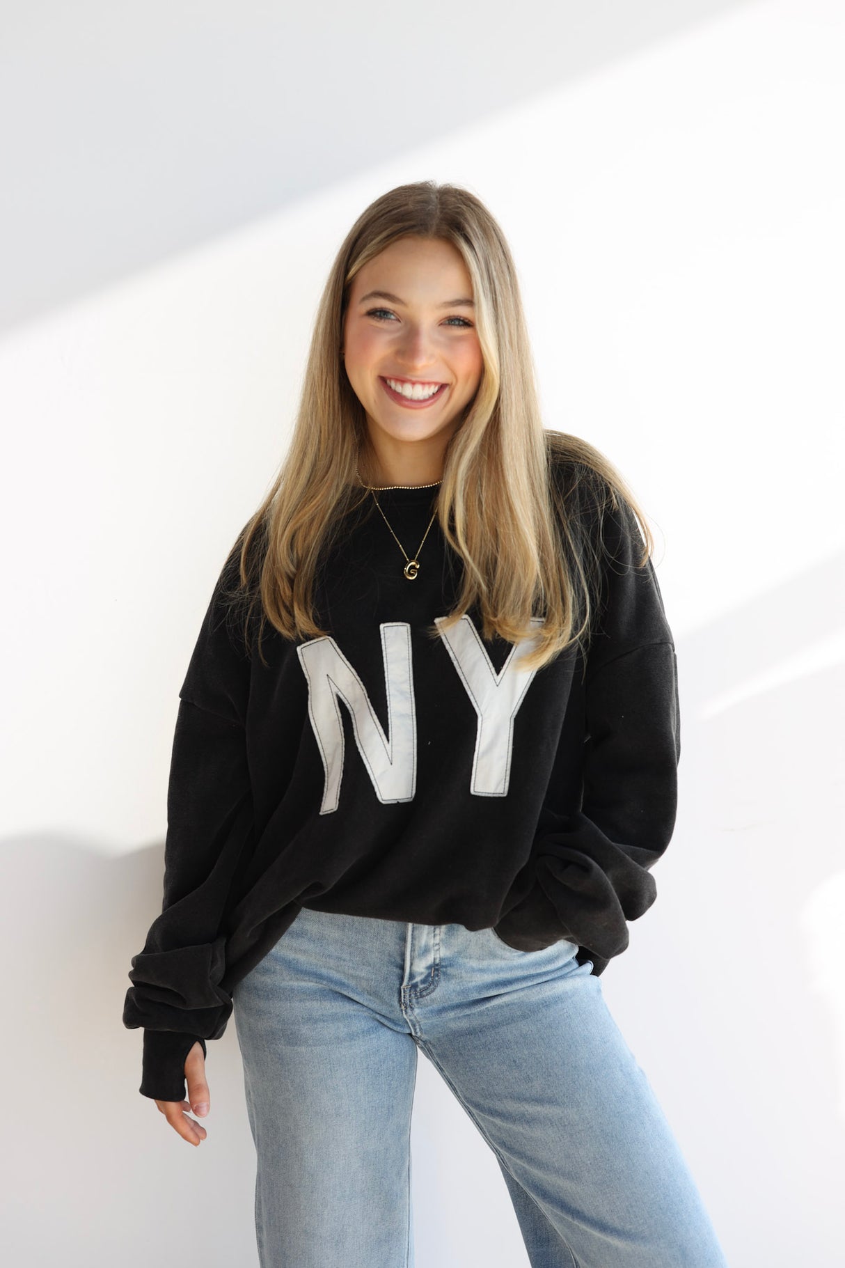 NY PATCHED SWEATSHIRT