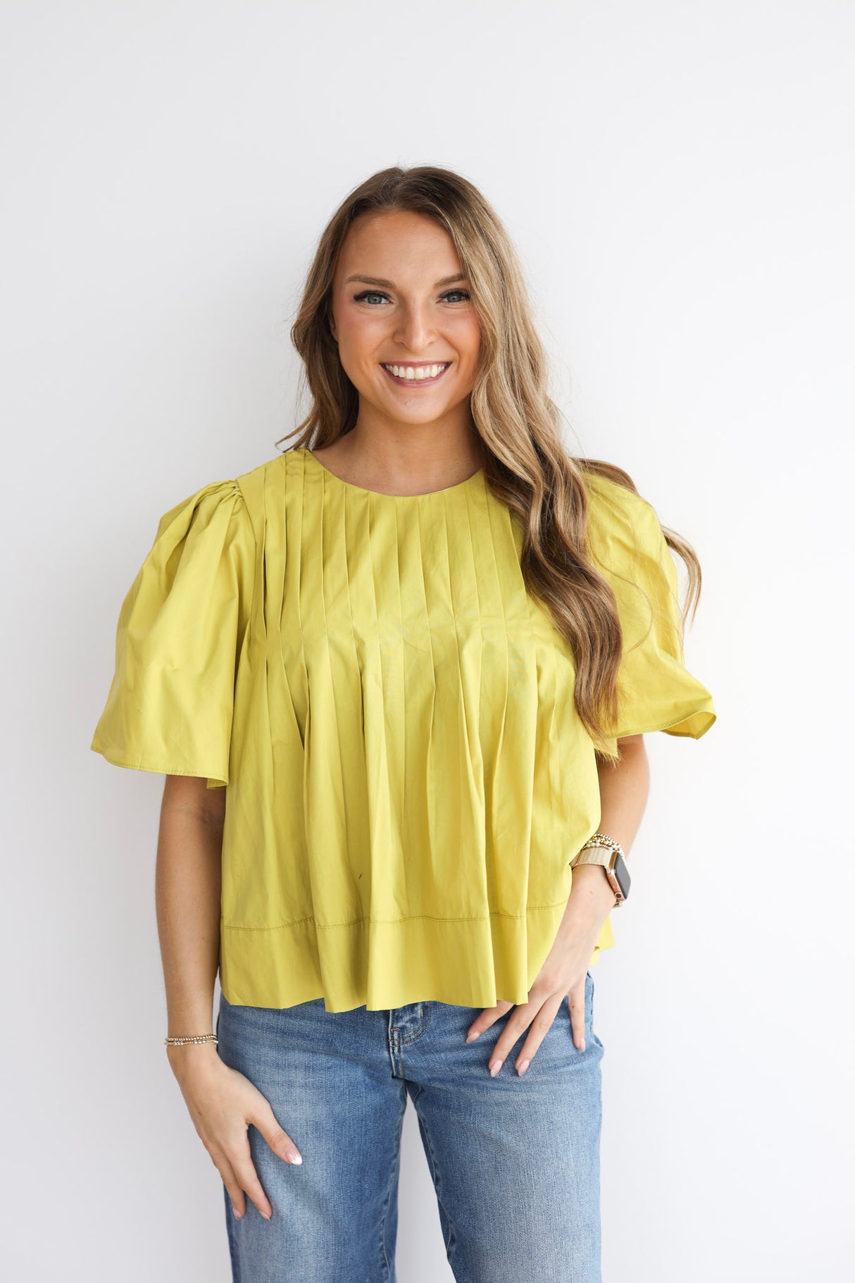 MIA PLEATED SLEEVE TOP
