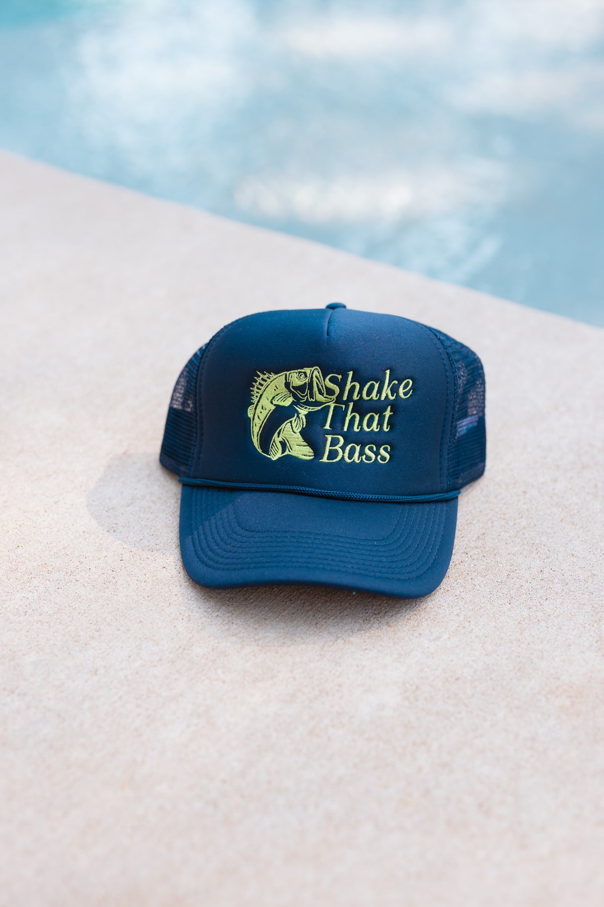 SHAKE THAT BASS TRUCKER