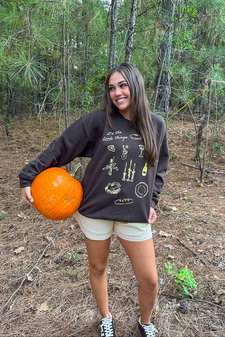 THE LITTLE THINGS SWEATSHIRT
