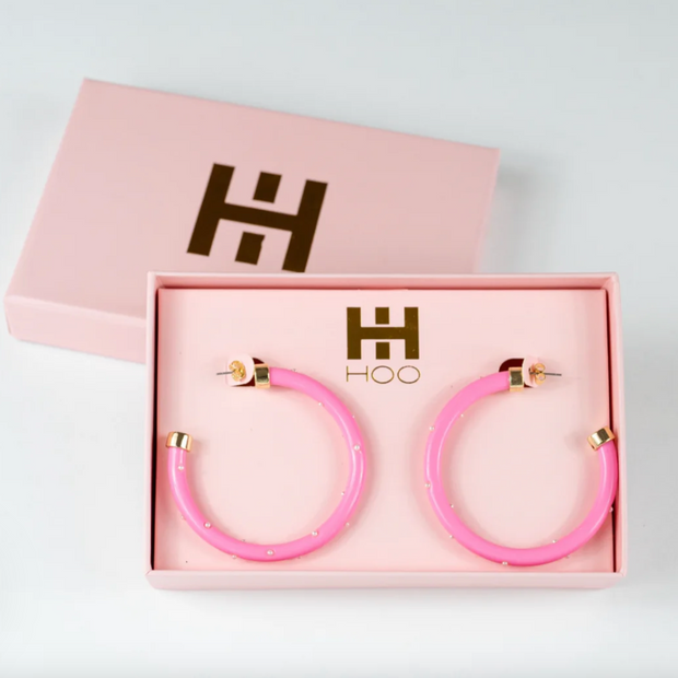 BUBBLE GUM WITH PEARL HOOPS