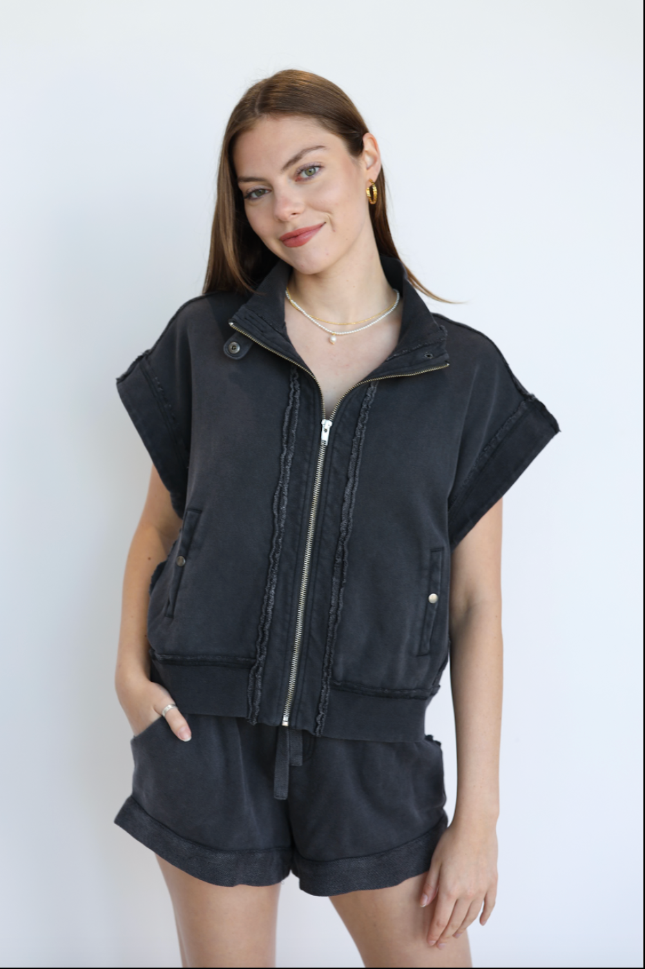 ZENA ZIPPER VEST TOP