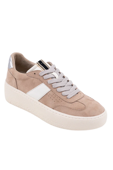 STACEY SNEAKER
