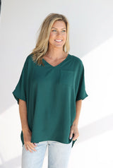 STAPLE POCKET TOP