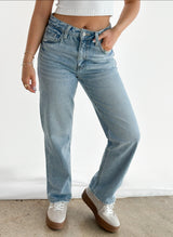 ENTERTAINING ANKLE SLIM JEAN