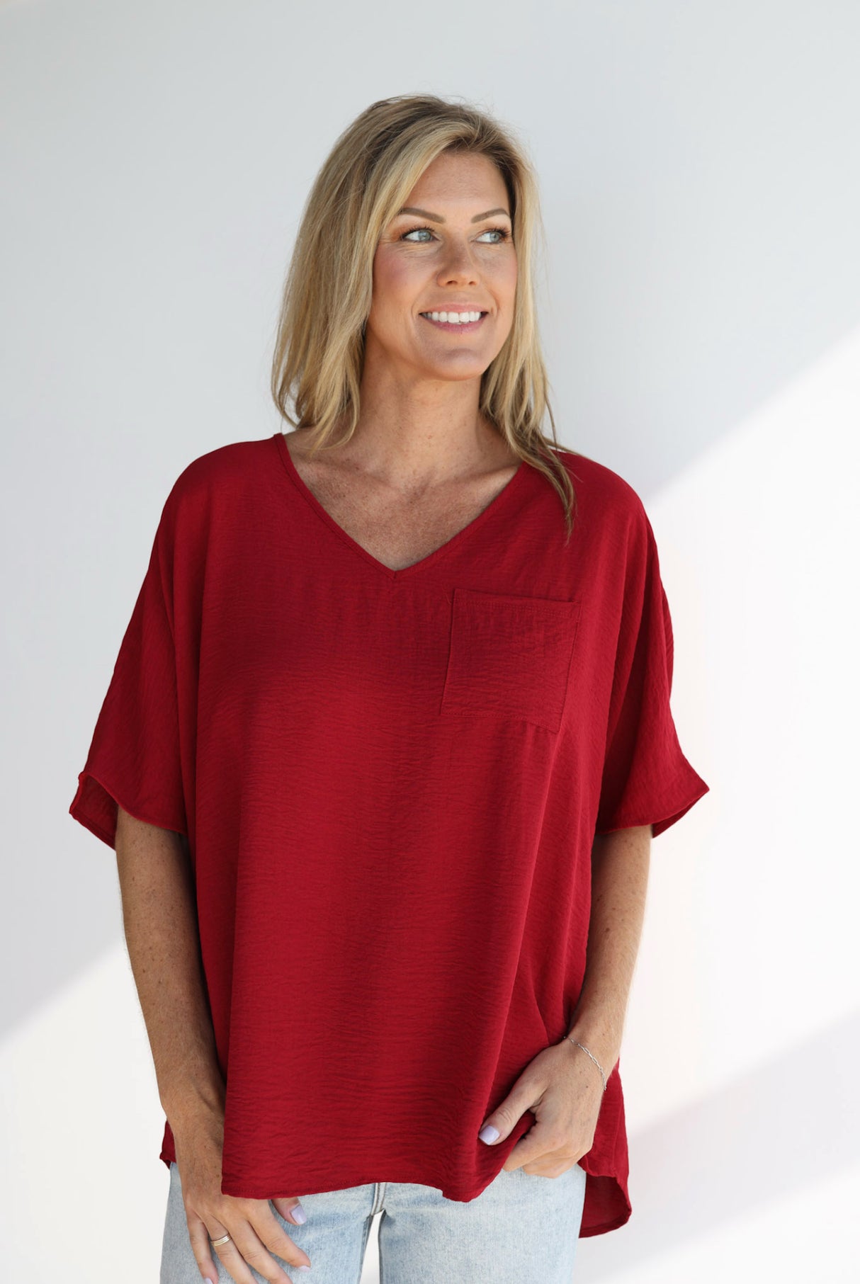 STAPLE POCKET TOP