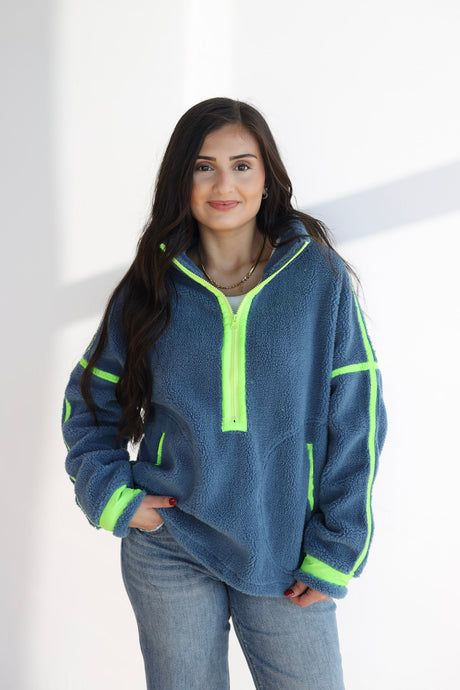 ZIPPER POCKET PULLOVER