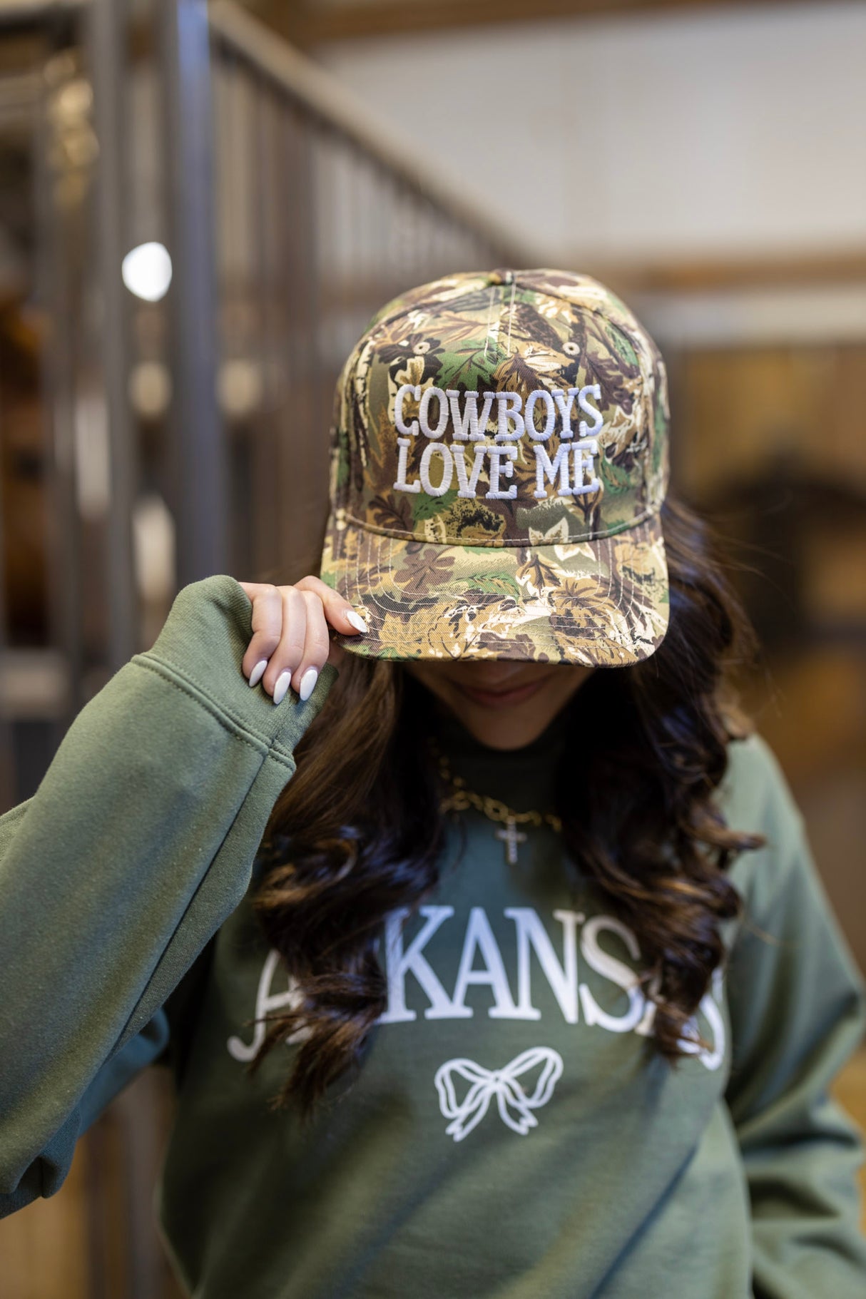 COWBOYS LOVE ME TRUCKER HAT