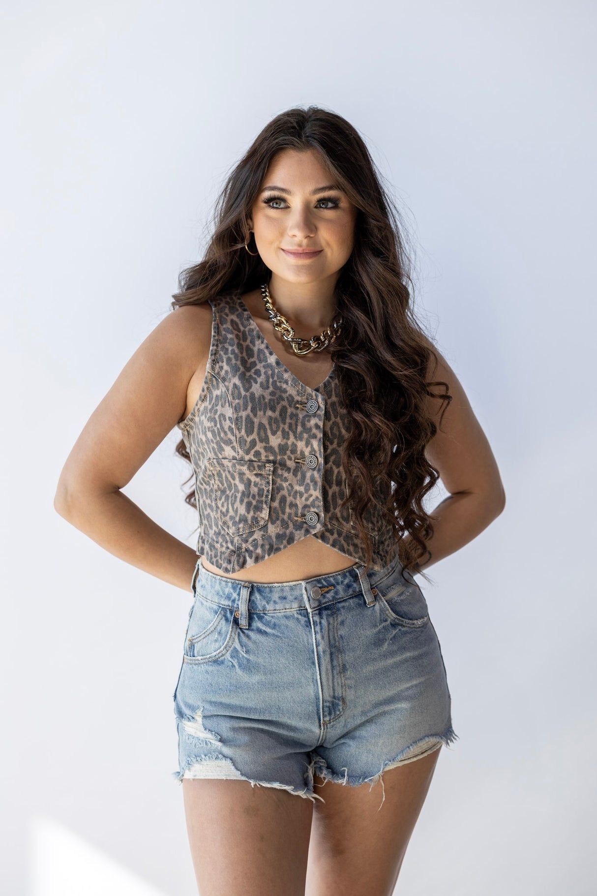 LEOPARD FITTED VEST
