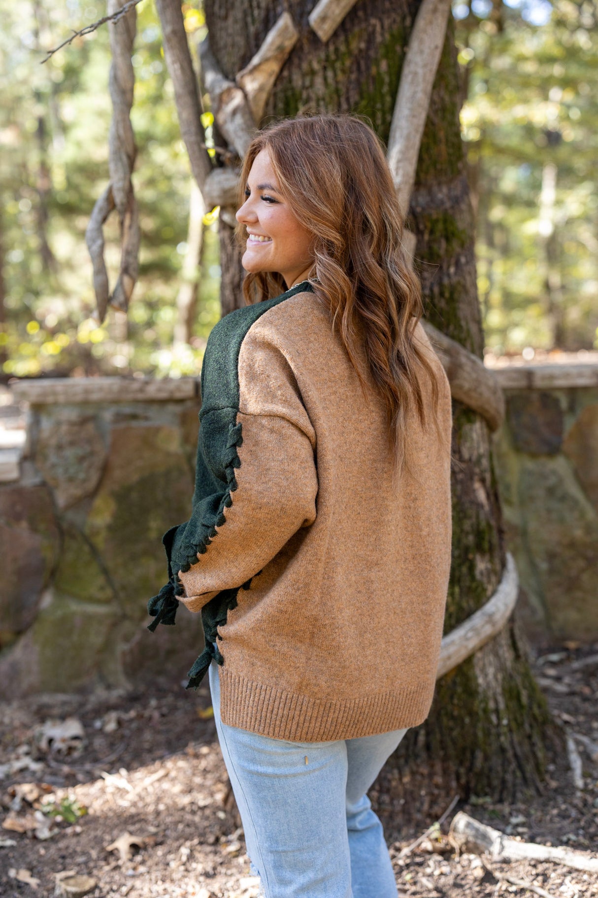 TWO TONE SIDE TIE SWEATER
