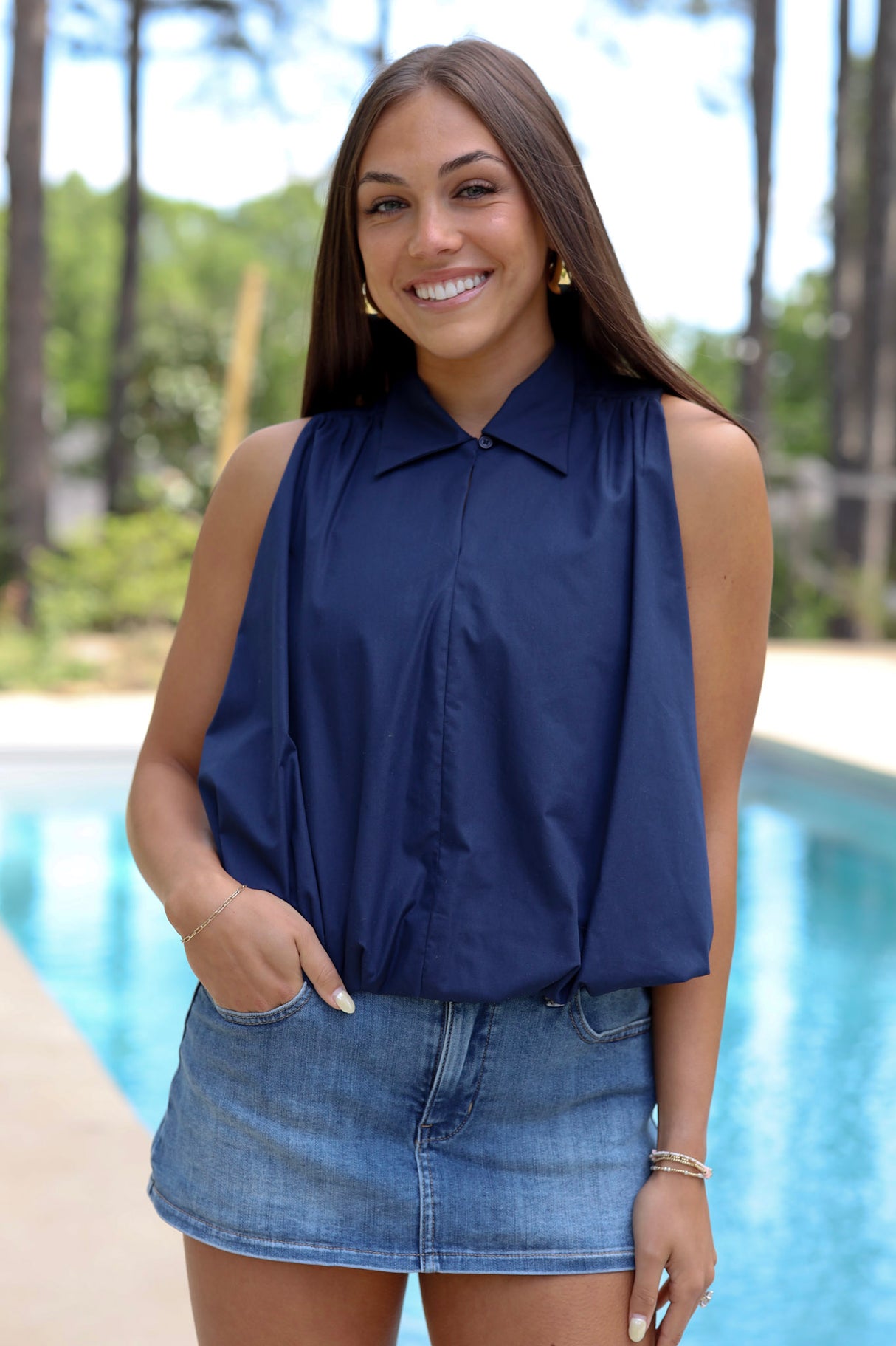 Martina Sleeveless Collared Top