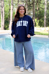 Boat Day Mockneck