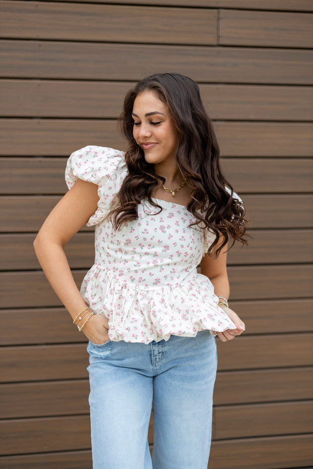 PUFF SLEEVE FLORAL BELLE TOP