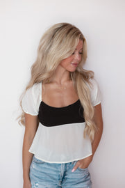 SHORT PUFF SLEEVE MINI TOP