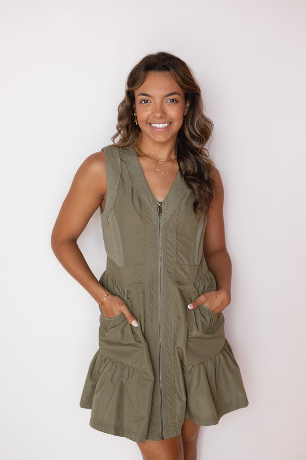 TIERED ATHLETIC ZIPPER DRESS