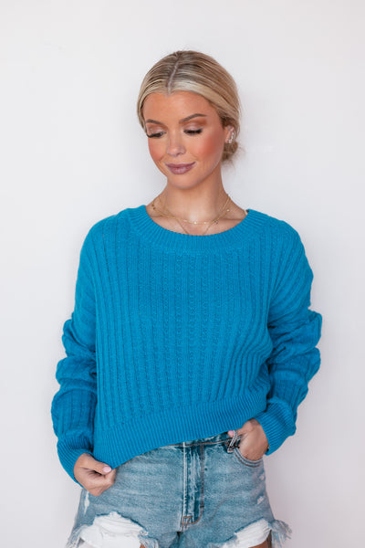 LINDSEY LOOSE KNIT SWEATER