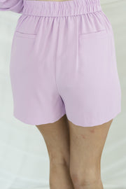 FITTED ELASTIC WAIST SHORT