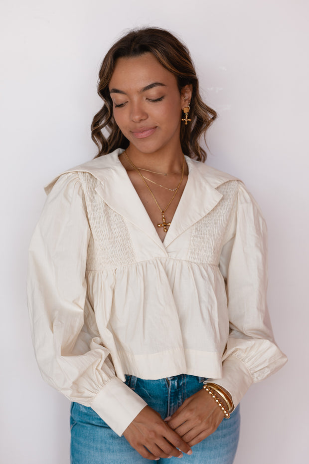 OVERSIZED COLLER SMOCK TOP