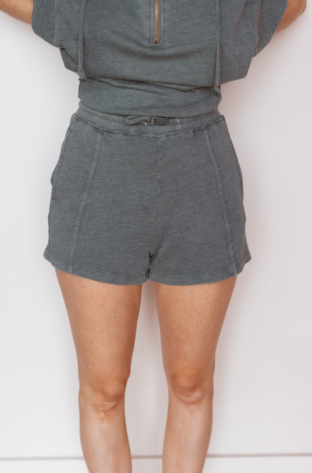 SEAM DETAIL TERRY SHORTS