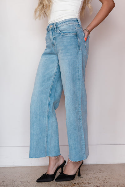 LIV HIGH RISE WIDE LEG JEAN