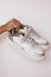 SHEENA SNEAKER