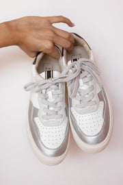 SHEENA SNEAKER