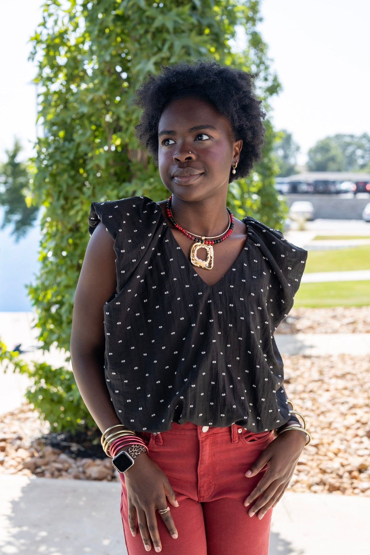 Textured Woven V-Neck Bubble Sleeve Top