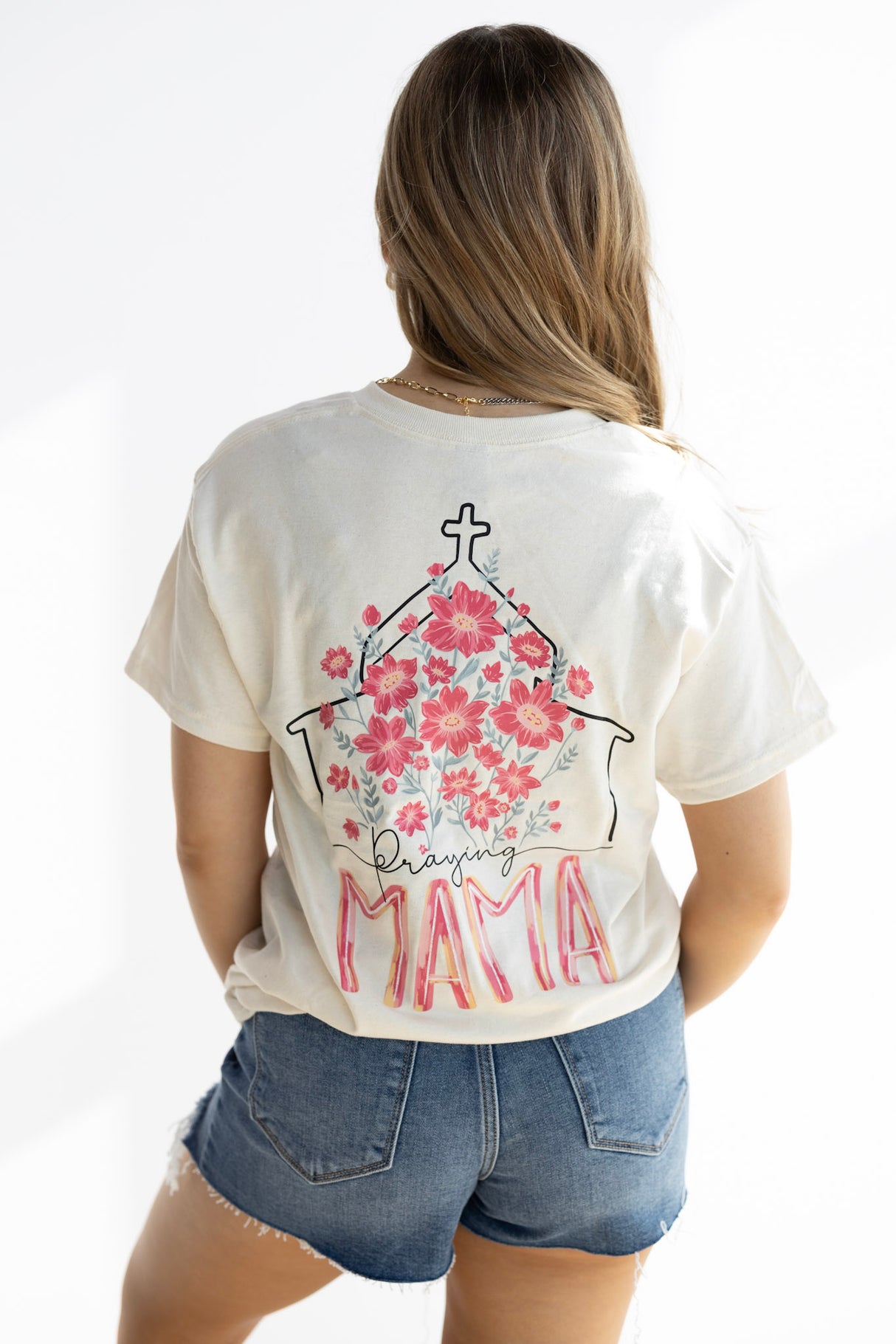 PRAYING MAMA TEE
