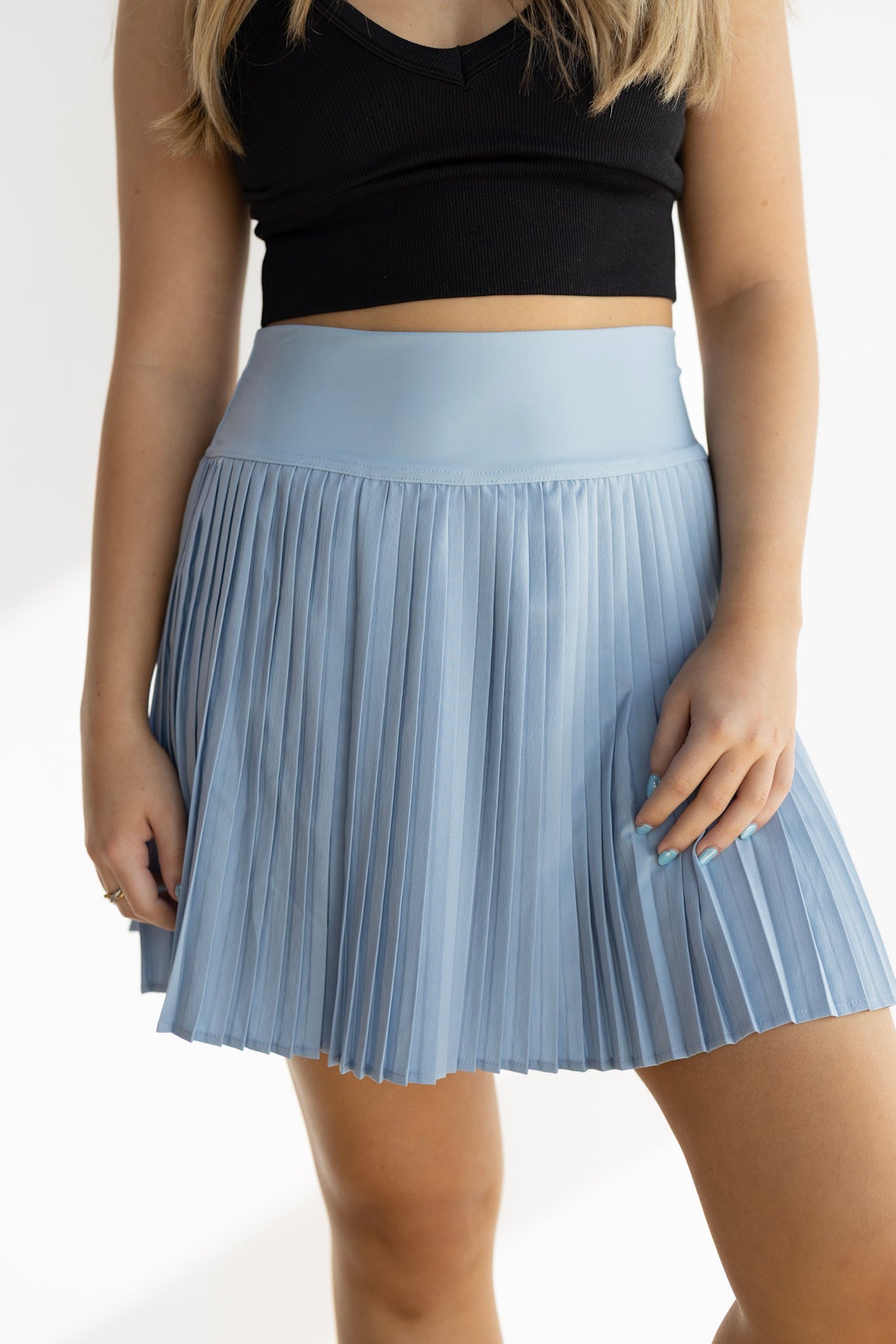 THE WAVERLY PLEATED SKORT (MULTIPLE COLORS)