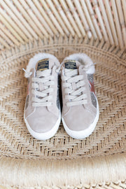 HEARTY SNEAKER