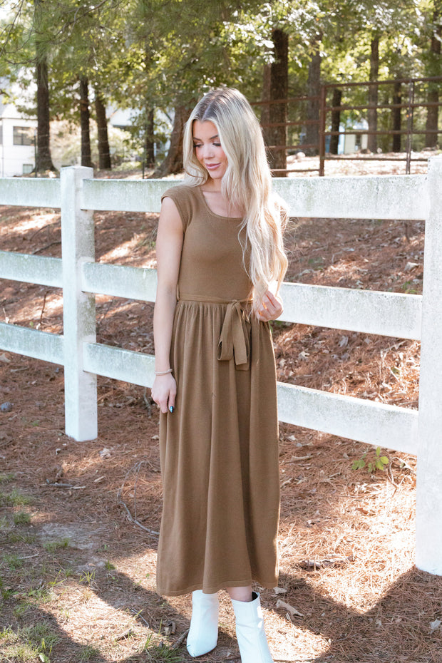 SWEATER BELTED MIDI DRESS