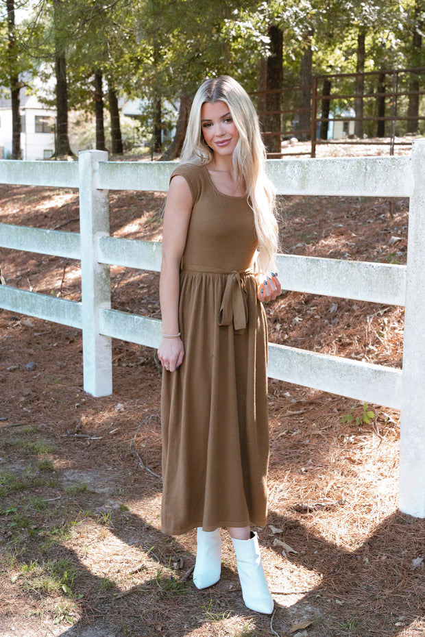 SWEATER BELTED MIDI DRESS