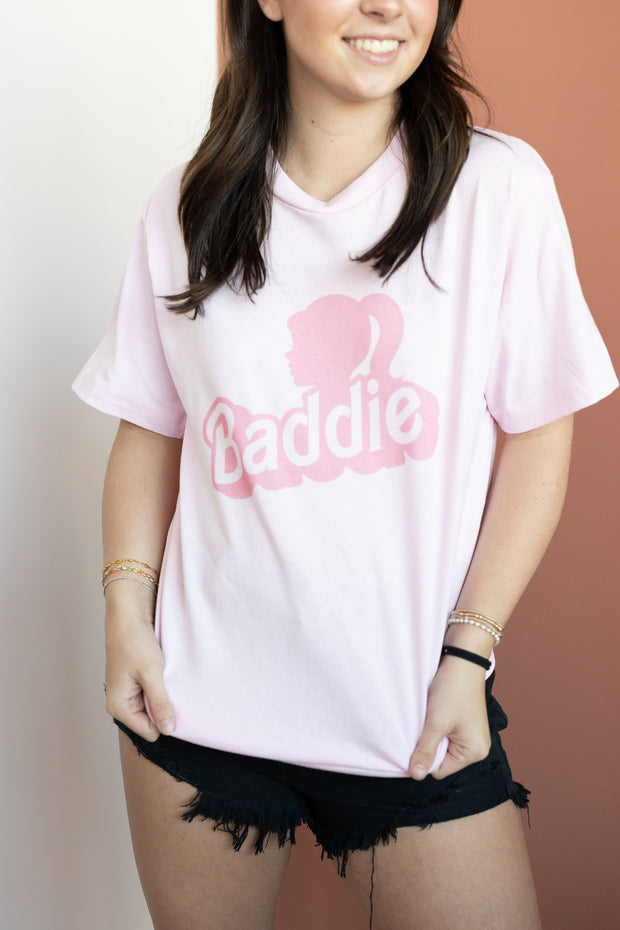 BADDIE OVERSIZED TEE