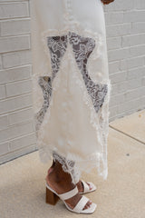 Mid Waisted Lace Trim Detail Midi Skirt