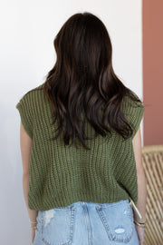 SLEEVELESS CABLE SWEATER