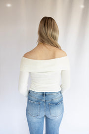 FINN OFF SHOULDER SWEATER