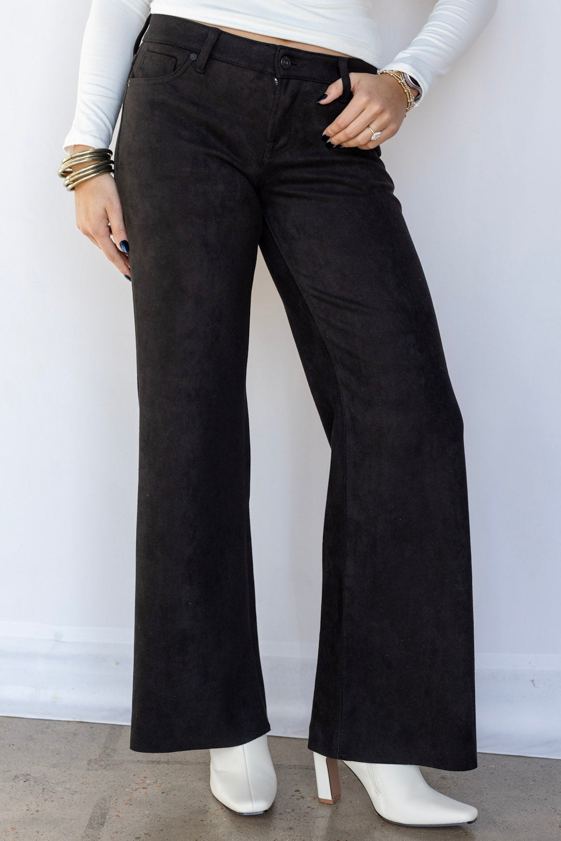 SUEDE BLACK BUTTON-UP JEAN