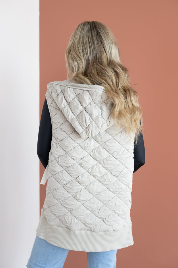 QUILTED FLEECE VEST WITH HOOD